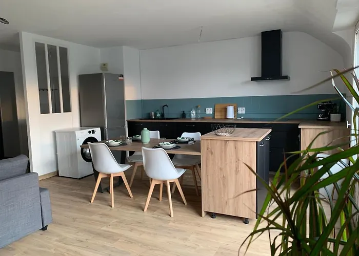 Appartement T3 Lumineux Avec Vue Sur Intramuros
